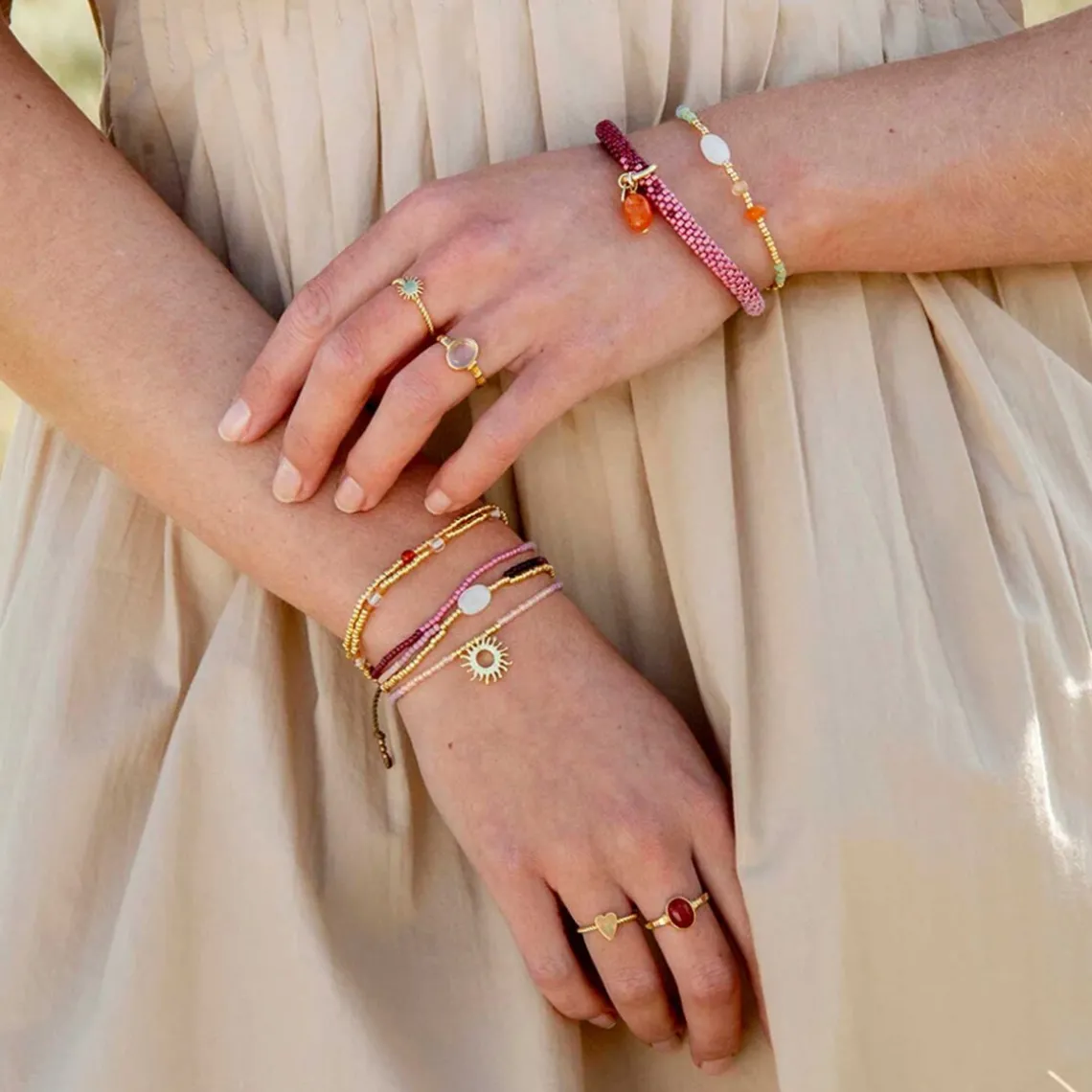 AMUSE MOONSTONE GEMSTONE MIX BRACELET