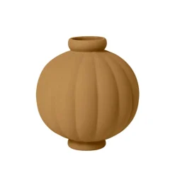 BALLOON VASE 01 | SANDED OCKER