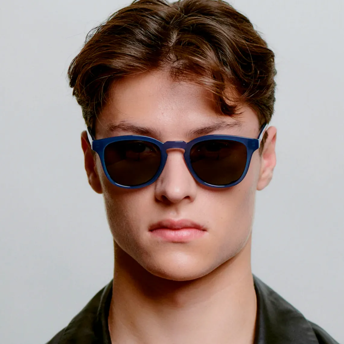 BATE SOLBRILLER | BLUE STEEL