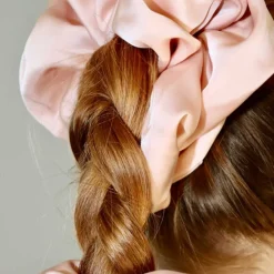 CALI SCRUNCHIE | POWDER