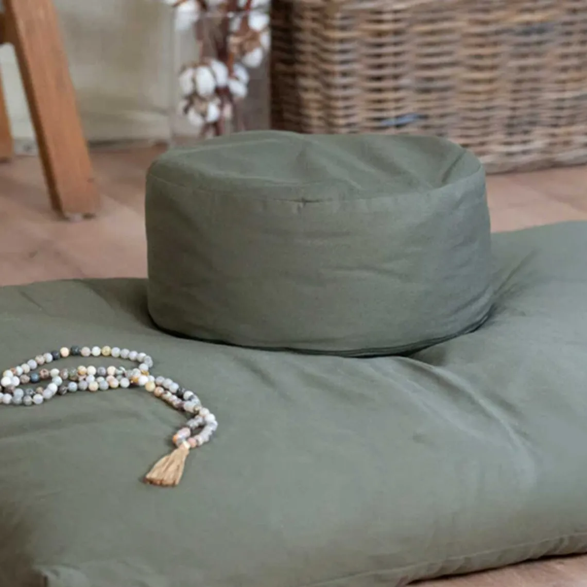 CALM ORGANIC COTTON ROUND MEDITATION CUSHION | DARK OLIVE