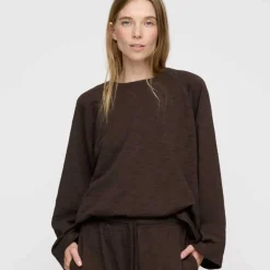 EARTH SWEAT | DARK BROWN