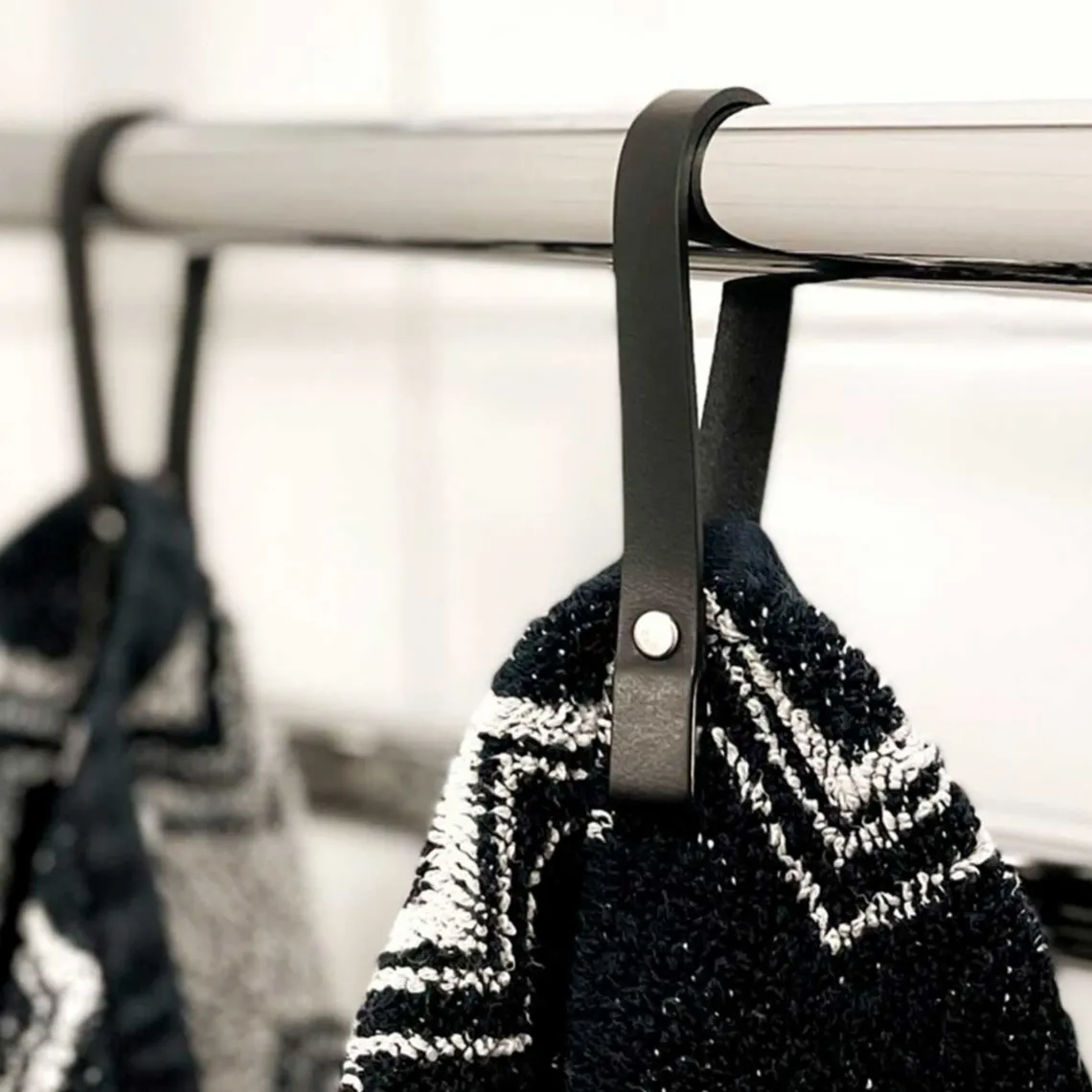 HÅNDKLÆDESTROPPER M/MAGNET 2 STK. | SORT