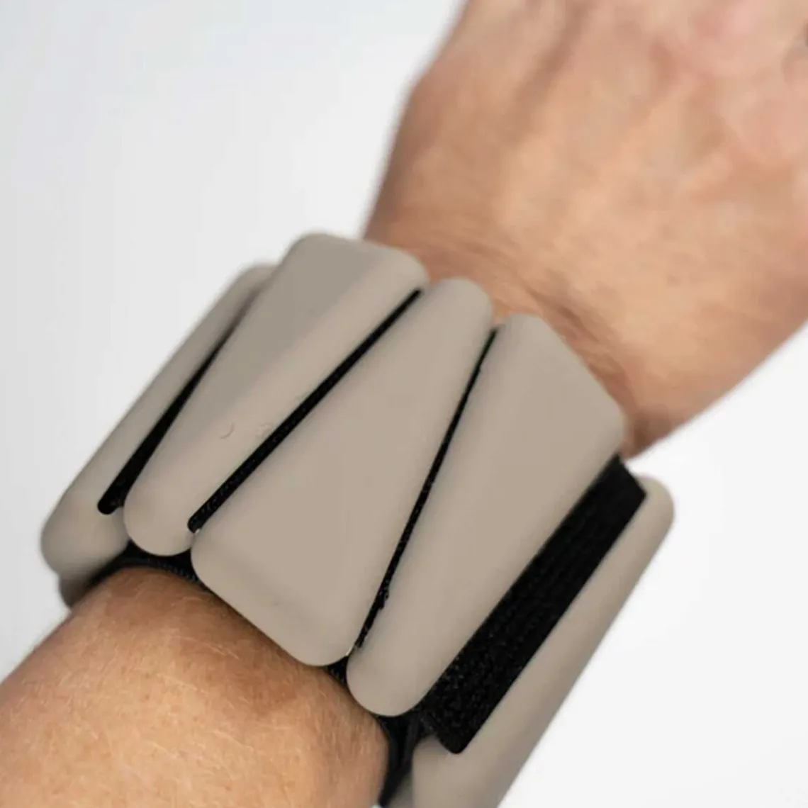 INFINITY WEIGHT BANGLES | SAND