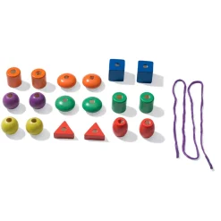 JEG LÆRER AT TRÅDE PERLER