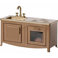 KØKKEN I LYS BRUN 7,5X14 CM