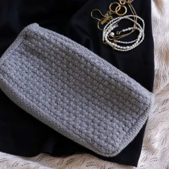 KNITTED CLUTCH | GREY MELANGE