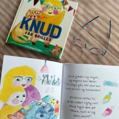 KNUD FÅR BRILLER