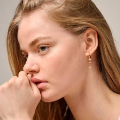 LOLA BOLD HOOPS FORGYLDT | DAISY