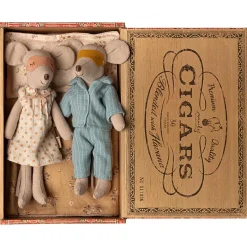 MOR & FAR MUS I CIGARÆSKE