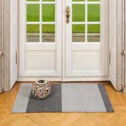 MÅTTE STRIPES HORIZONTAL 60X90 | STEEL/LYS GRÅ