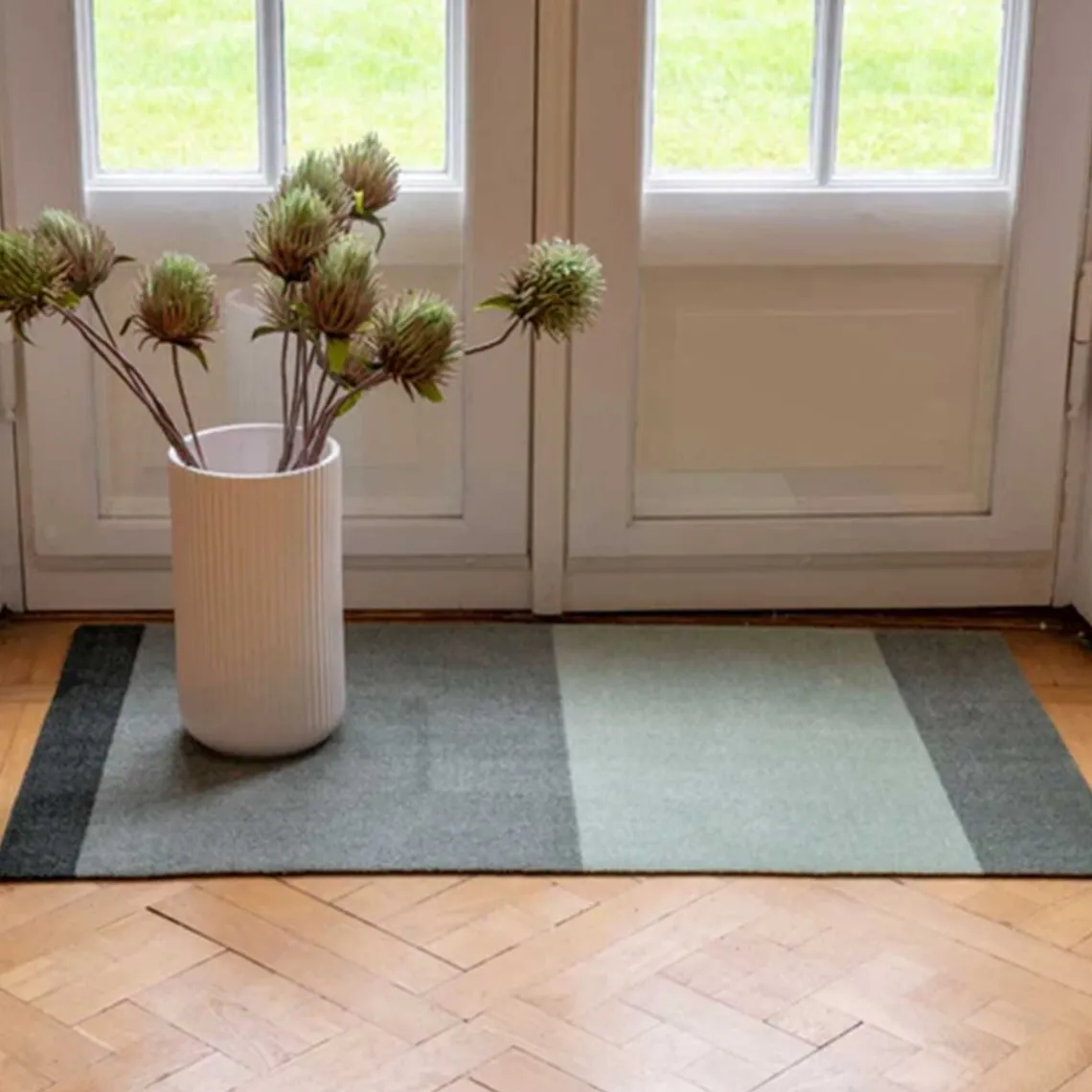 MÅTTE STRIPES HORIZONTAL 40X60 | LYS/STØVET/MØRK GRØN