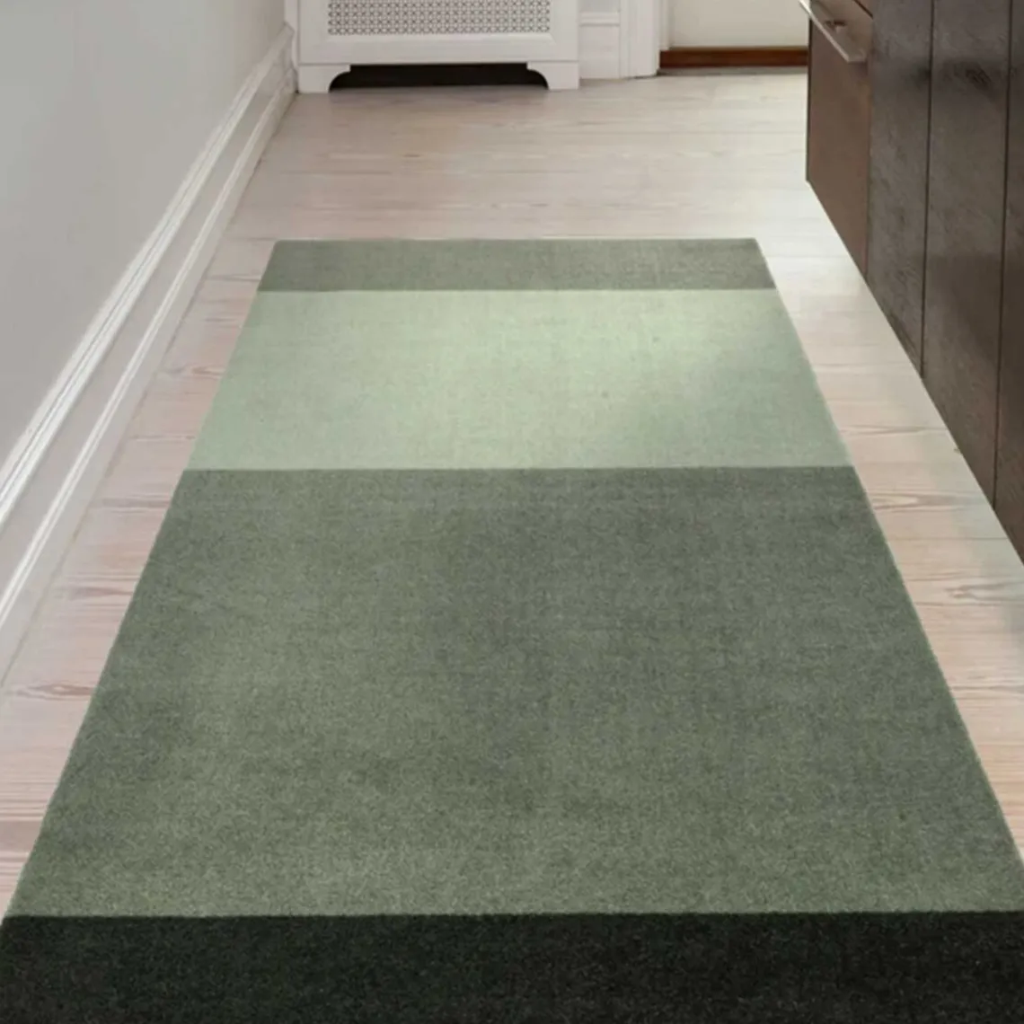 MÅTTE STRIPES HORIZONTAL 40X60 | LYS/STØVET/MØRK GRØN