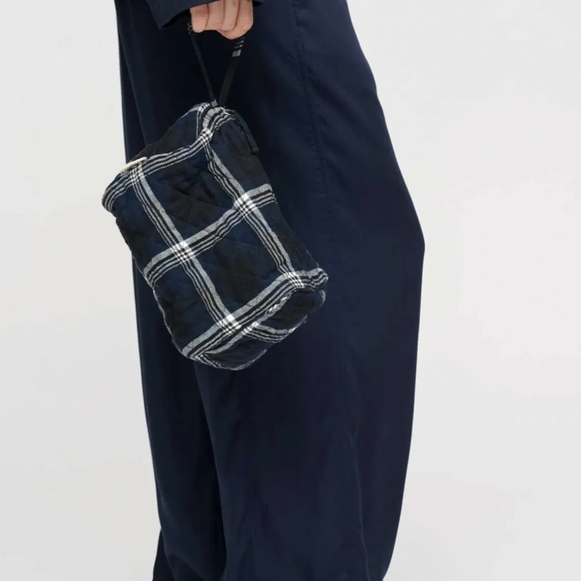 MY POUCH CHECK | DARK NAVY CHECK