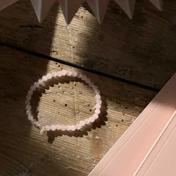 PETITE STRETCH ARMBÅND | ROSAKVARTS