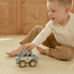 POLITIBIL M/TRÆFIGUR