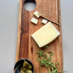 RAW SKÆREBRÆT I OLIERET ACACIETRÆ 20X40 CM