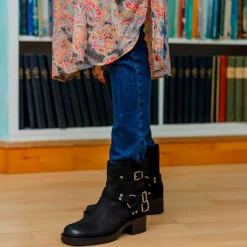 RIKA SLIM JEANS | BLUE DENIM