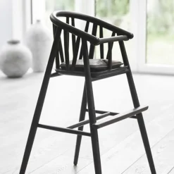 SAGA HØJ STOL SORT RØGET EG