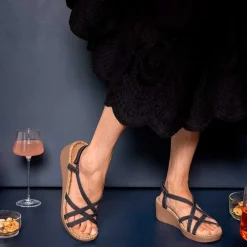 SHANGIES WOMAN NO. 3 | MOONLIGHT DANCE