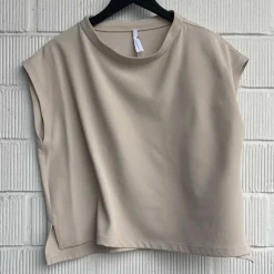 TOP | BEIGE