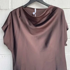 TOP | BROWN
