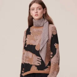 TRIANGLE SOLID LOGO | STRADIVARI DARK BROWN