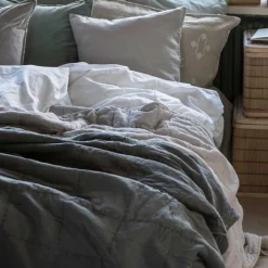 VINTAGE QUILT SENGETÆPPE | THUNDER GREY